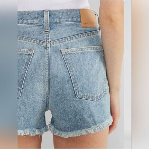 Aritzia Denim Forum Women's  The Ex Boyfriend Denim Short Light Wash Size 26 EUC - Picture 6 of 16
